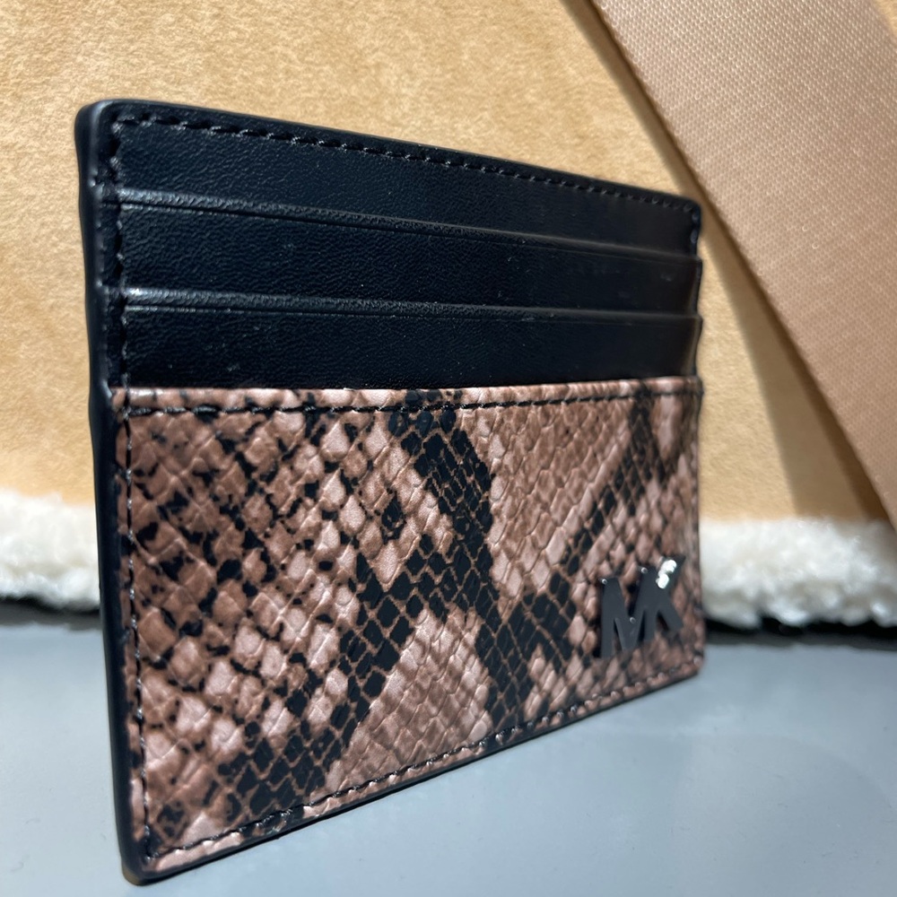 MICHAEL KORS Cyrus Snake Embossed Tall Card Case
Driftwood 
NWT - Picture 6 of 16